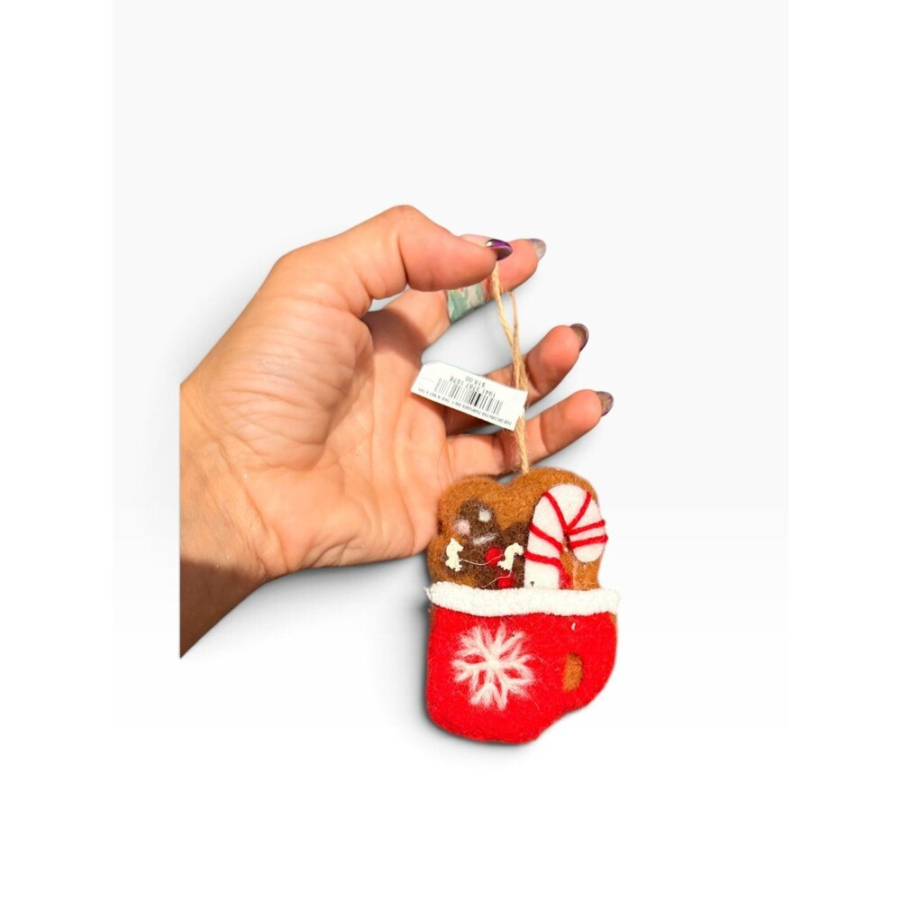 Macy’s Holiday Lane Gingerbread Village Felted Mug Ornament